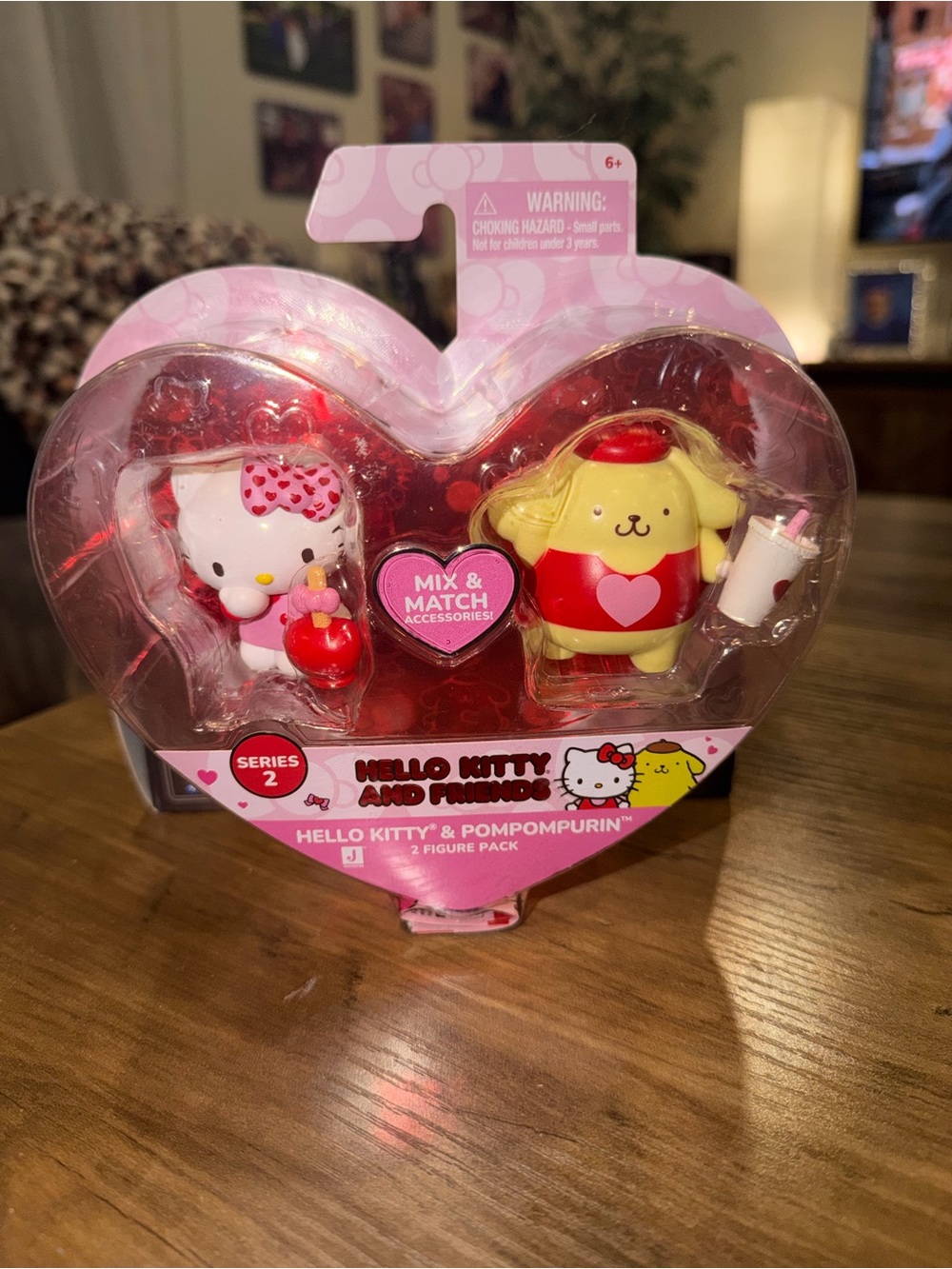 Sanrio Hello Kitty & Pompompurin Valentine 2-Figure Pack -